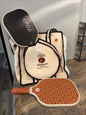 Tangerine Titos Pickleball Paddle Set with Tote NWT